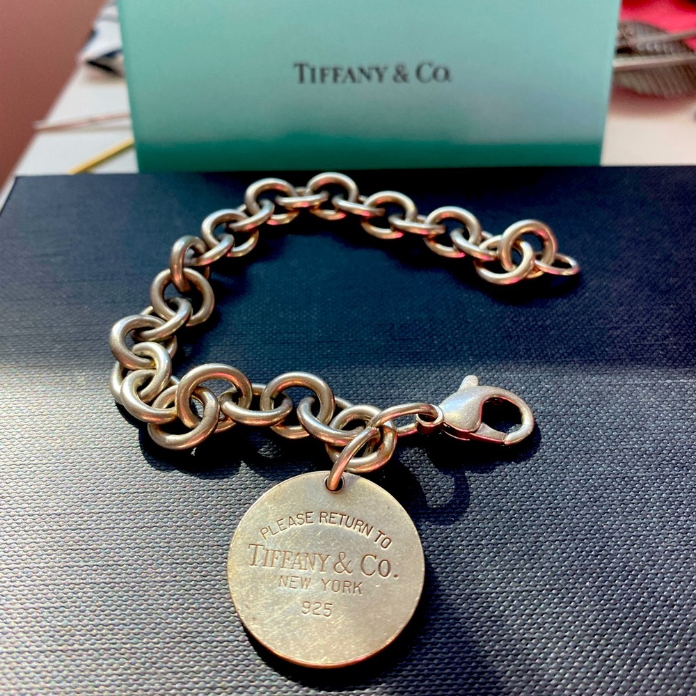 Tiffany & Co. Please Return to Tiffany Round Circle Tag Bracelet Silver 925